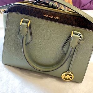 Michael Kors purse